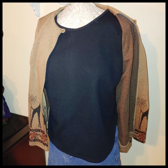 Alfred Dunner Giraffe Print Faux Cardigan - Picture 3 of 5